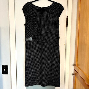 Ann Taylor Black Gray Polka Dot Cap Sleeve Knit Midi Dress Cinch Buckle Size 10